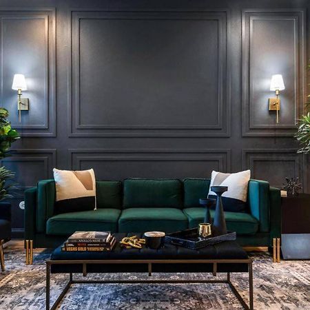 Stylish & Romantic Home, Long-Term Friendly, King บาตันรูช ภายนอก รูปภาพ